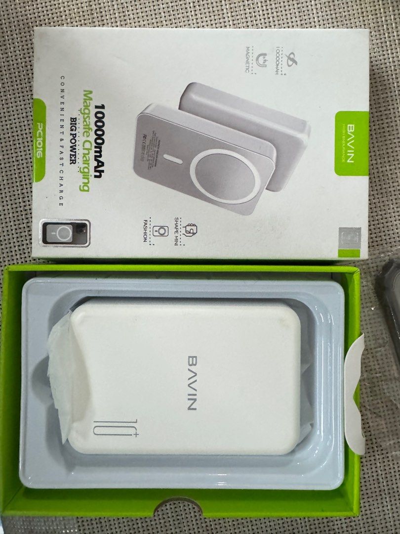 Bavin magsafe 1000mah powerbank (Category: Batteries & Power Banks) located in Cainta. Submitted by adriannee (Listing ID 1410631915, Image 1). Description: Barely used. Stored only With box, no cable With visible small dirt but doesnt affect anything .