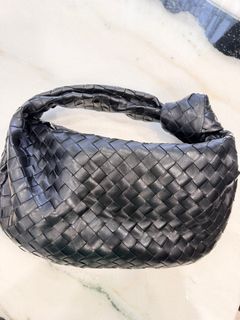 (Category: ) located in . Submitted by preloved_malaysia_mustbuy (Listing ID 1410593919, Image 1). Description: .