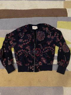 (Category: ) located in . Submitted by ezamils (Listing ID 1410704176, Image 1). Description: .