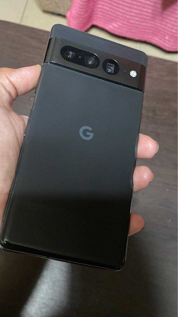 Google Pixel 7 Pro (Category: Google Pixel) located in Lipa City. Submitted by flyhightobloom (Listing ID 1407272356, Image 1). Description: US Variant Pixel 7 pro 128 gb (with box, matte anti uv hydrogel screen protector, clear case with pop socket, cable charger and usb c adaptor) Meet up in Lipa City NAIA/PITX meetup avail with additional fare fee - additional P1200 for Google Pixel earbuds (eaphones unsealed to check) - rfs not used to androi