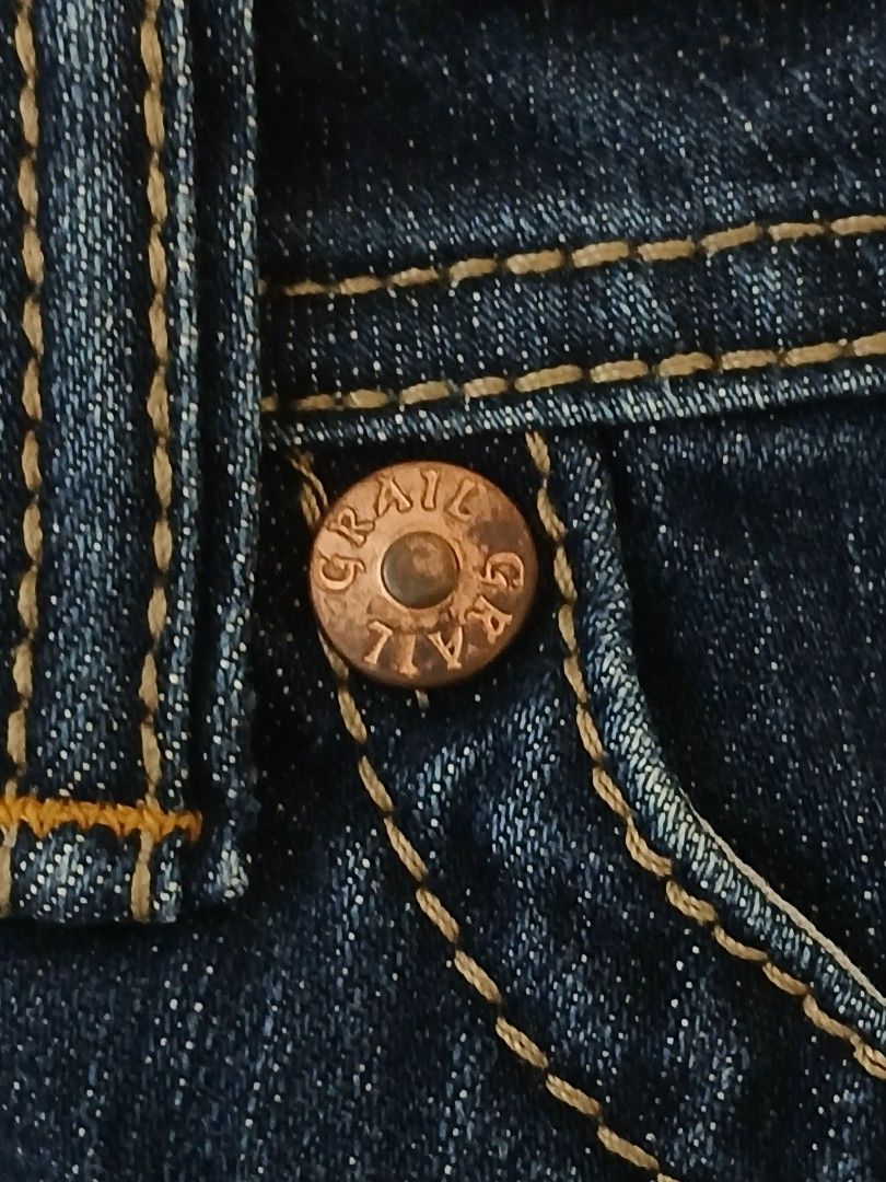 Grail Denim Mini Skirt - Size 27 (Category: Skirts) located in Paranaque City. Submitted by isimostar (Listing ID 1410675231, Image 3). Description: - Grail dark wash denim mini skirt - Size 27 - Classic five-pocket design - Raw hem - Made in USA - Material: 99% cotton, 1% spandex - Care instructions: Machine wash warm with like colors, tumble dry low, do not bleach.
