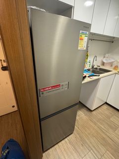 （分類：）位於 。 由 lllselling 提交（商品編號 1410661303，圖片 1）。簡介： 。