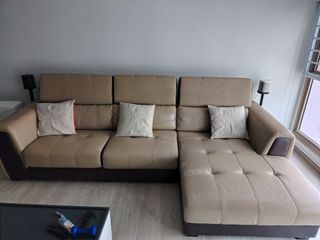 (Category: ) located in . Submitted by hannoh (Listing ID 1410650351, Image 1). Description: .