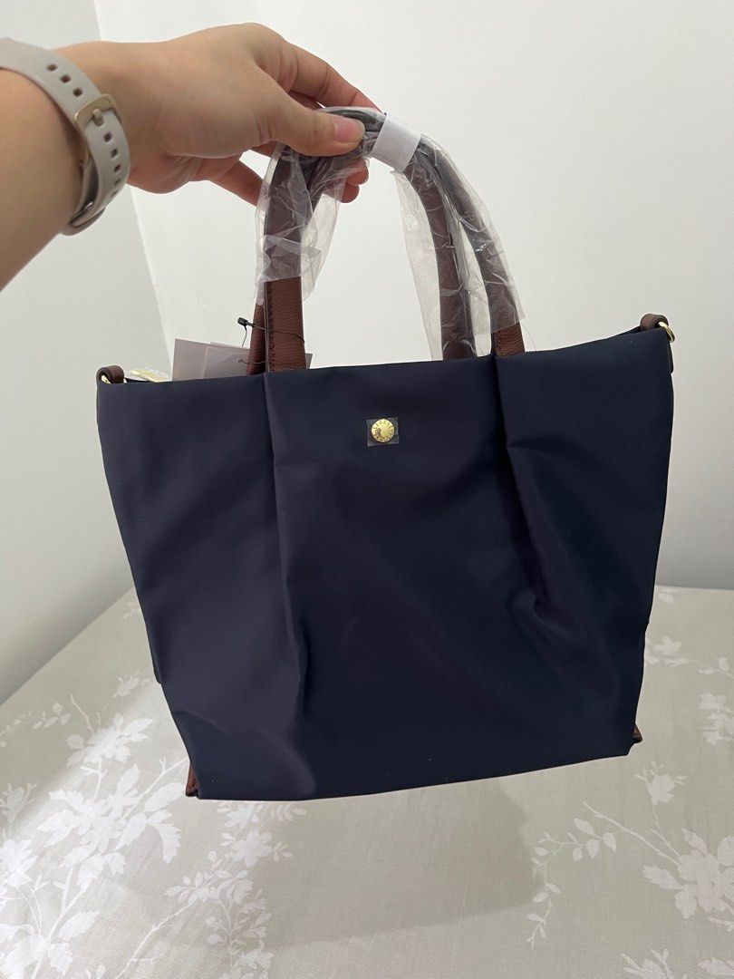 Legato Largo Crossbody Bag (Navy) (Category: Cross-body Bags) located in Makati City. Submitted by jonahbernice (Listing ID 1410583642, Image 1). Description: Legato Largo sister company of Anello Never been used Extra bag Bought in Japan Location: Davao City.
