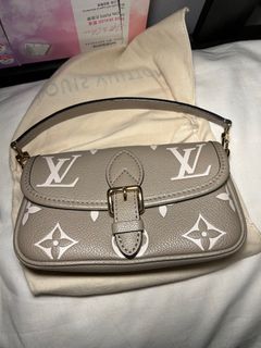 （分類：）位於 。 由 sh_20 提交（商品編號 1410639559，圖片 1）。簡介： 。