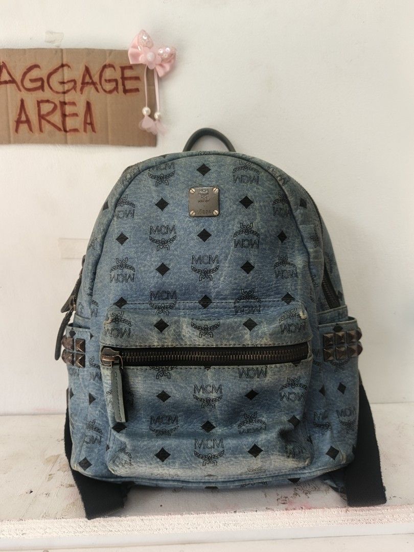 MCM Bagpack Leather (Category: Luxury Bags & Wallets) located in Agoo. Submitted by fitzmatic15 (Listing ID 1410572742, Image 1). Description: MCM Bagpack Leather very good condi see pic issue.