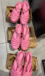 (Kategori: ) berada di . Dikirim oleh laibrandedstore (ID iklan 1410640685, Gambar 1). Deskripsi: .