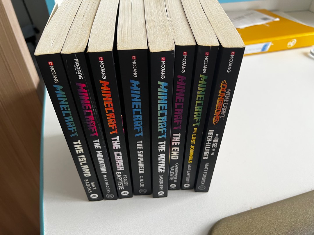 Minecraft Every Chapter Book Minecraft Book Series Book 1-8, Hobbies & Toys, Books & Magazines ...