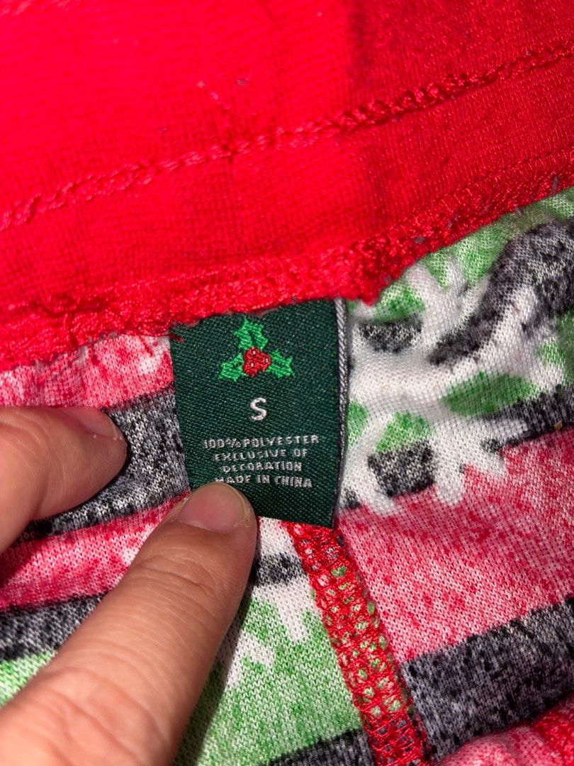 Naughty Nice Christmas Pajamas (Category: Undergarments & Loungewear) located in Guagua. Submitted by paudf (Listing ID 1410644866, Image 3). Description: Worn once Comfortable Bought in Los Angeles.