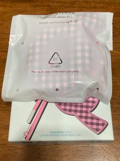 （分類：）位於 。 由 tyrexchan 提交（商品編號 1410679405，圖片 1）。簡介： 。