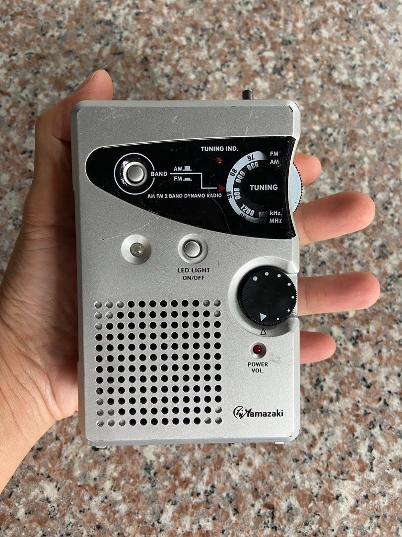 Portable AM FM Radio (Category: Portable Audio Accessories) located in Manila. Submitted by kimpot0801 (Listing ID 1410718970, Image 3). Description: Portable AM FM Radio Good working condition Ready to use.