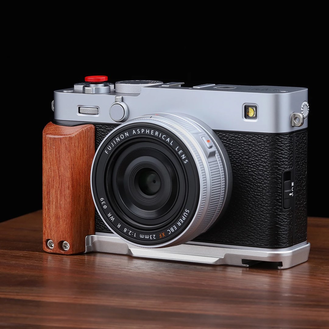 (Category: ) located in . Submitted by camera_market (Listing ID 1410705159, Image 1). Description: .