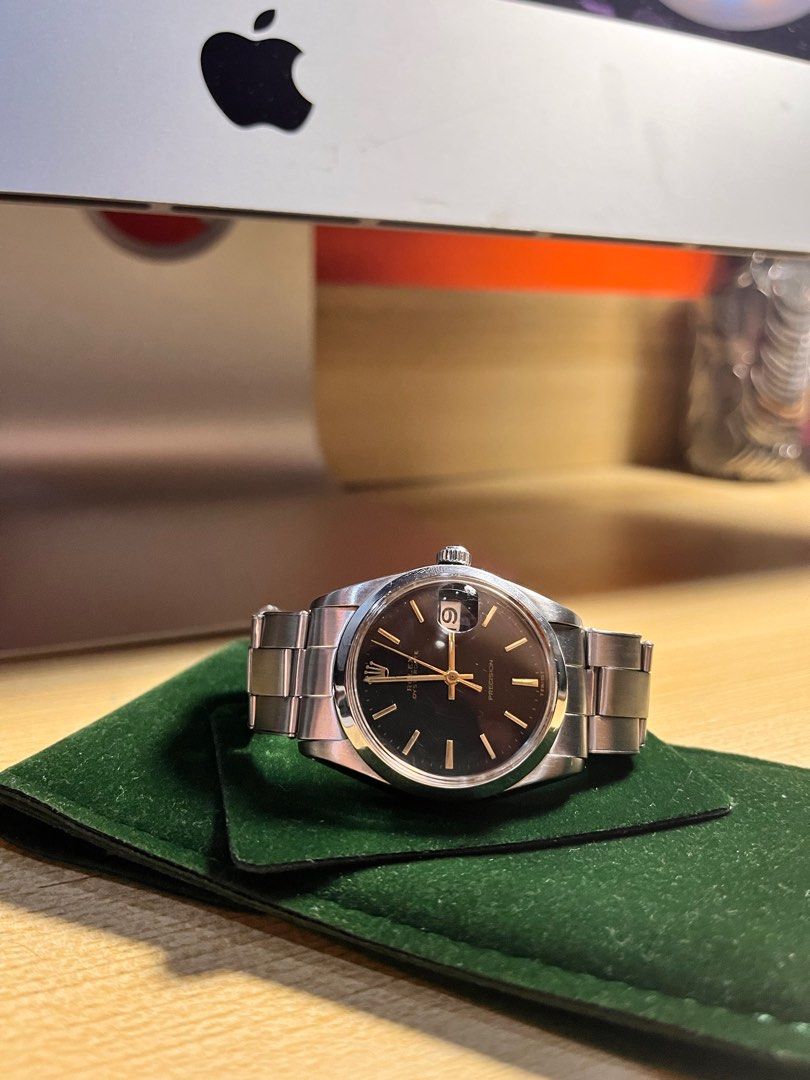 Rolex Oysterdate Precision 6694 (Category: Luxury Watches) located in Manila. Submitted by rockpulse (Listing ID 1410678258, Image 1). Description: - Vintage Rolex Oysterdate Precision 6694 - 34mm - Black dial - Includes original green Rolex pouch - Serial number: 1703274 - Features date function - Classic Rolex timepiece - Manual Winding - Minimal chip on acrylic glass (look at picture).