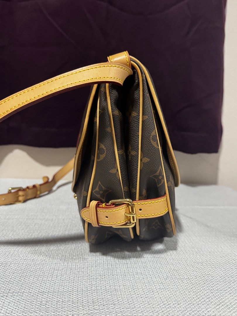 Saumur 25 (Category: Luxury Bags & Wallets) located in Marikina City. Submitted by barcafavela (Listing ID 1410651879, Image 3). Description: Saumur 25 Used once No dust bag Has minor stains on vachetta leather( can send pictures) Sf will be shouldered by buyer.