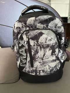 (Category: ) located in . Submitted by jowesse (Listing ID 1410599182, Image 1). Description: .