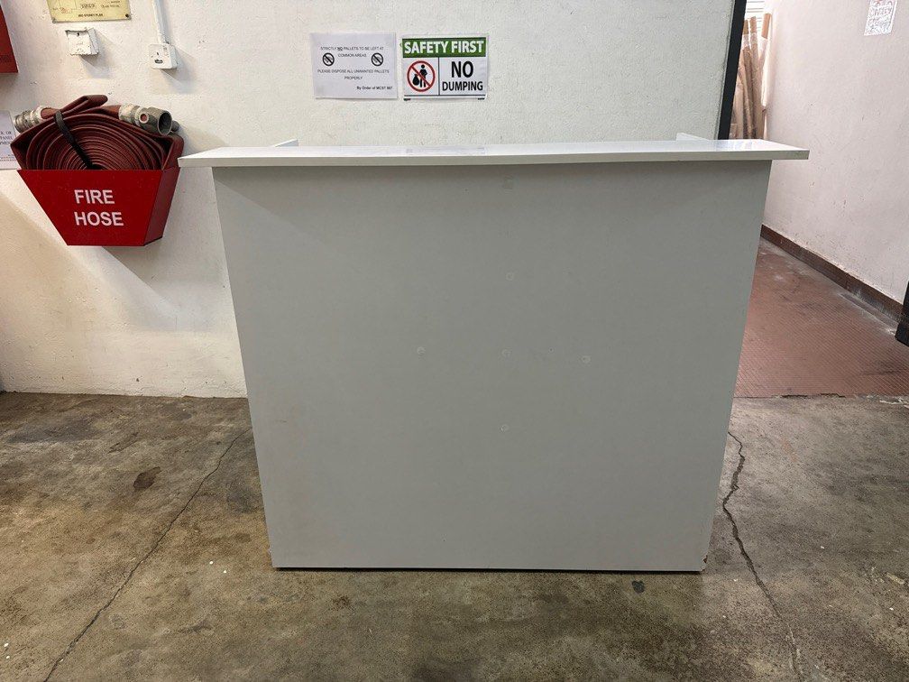 White counter (used)