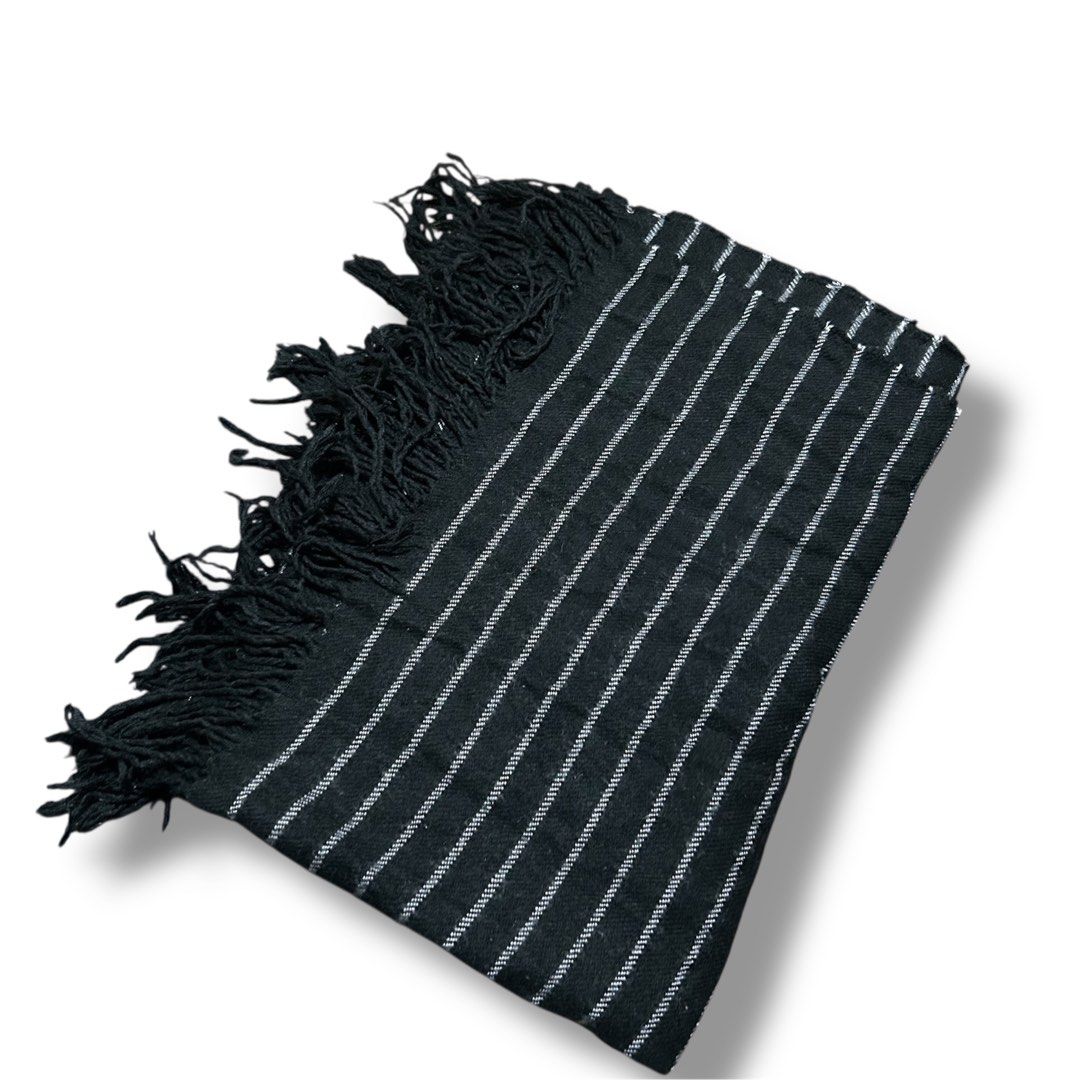 White Pinstripe Fringed Scarf (Category: Scarves) located in Cabuyao City. Submitted by joaquinb18 (Listing ID 1410707530, Image 1). Description: White Pinstripe Fringed Scarf Pattern: It features horizontal pinstripes (very thin white lines) against a solid black background. This is often referred to as a “ticking stripe” or “fine stripe” pattern. Texture: The weave appears to be a lightweight woven cotton or wool blend, giving it a soft but str