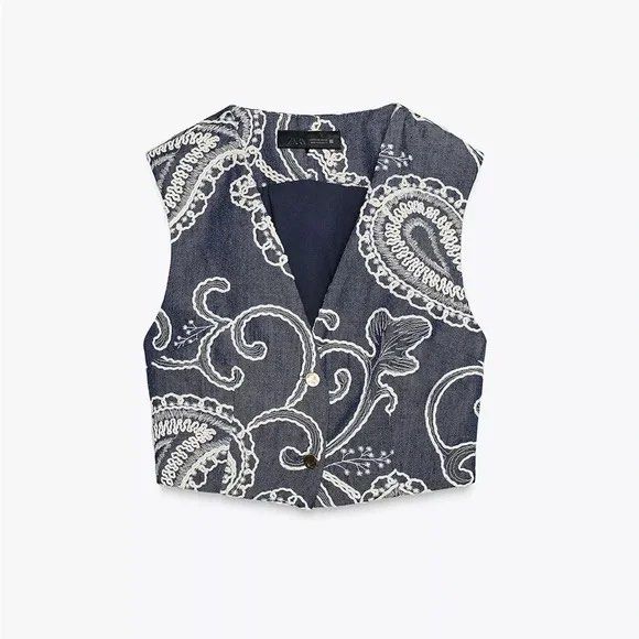 Zara Embroidered Vest Top (Category: Sleeveless) located in Angeles City. Submitted by closetsource (Listing ID 1410678595, Image 3). Description: Brand new with tag Orig price: 2,500 php Actual photos via dm Mop: gcash only Shipping: j&t.