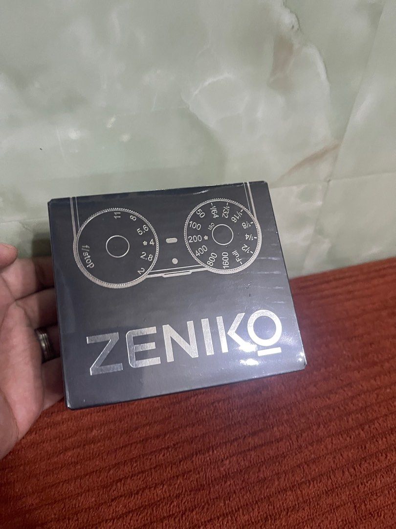 Zeniko ZA12 Mini Retro Flash (color silver) (Category: Cameras) located in Quezon City. Submitted by djdjdjdjdjdj (Listing ID 1410616893, Image 2). Description: - Zeniko ZA12 Retro Flash -mini small flash -vintage look flash - Compact and stylish design - Dual dial controls - Built-in battery with Type-C charging - Includes free diffuser - Compatible with Fujifilm, Sony, Canon, Nikon, and Olympus - Silver color scheme -brandnew sealed .