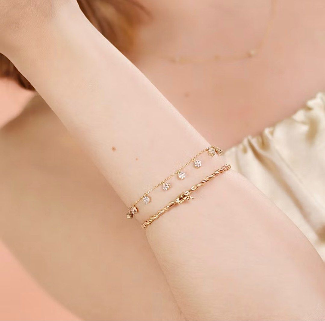 14k Twisted Gold Bangle (19 cm) (Category: Bracelets) located in Iba. Submitted by luxbagsandblings (Listing ID 1407450315, Image 2). Description: 🌸Guaranteed Real VVSPL 14k Yellow 🇮🇹ITALY Gold Twisted Bangle (19 cm or 7.5 inches) Fits Medium to Large Wrists✨ -Good for Men or Women, Size 7.5 inches -Almost 5 Grams 💛 -Comes with Jewelry box and Gift Bag ✨ -Sold per item, NOT PER GRAM. 📸Please Check all Photos po✨ 🌸SF is Shouldered by the buy