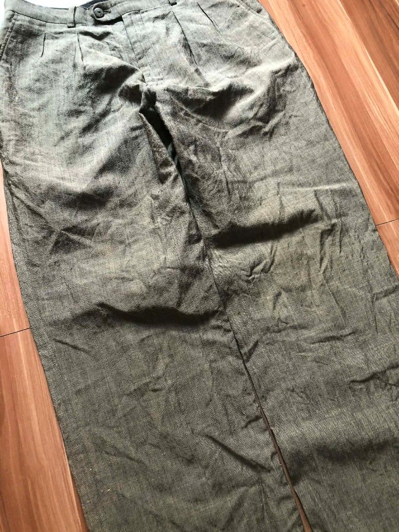 1953 by hogan Grey Trousers (Category: Trousers) located in Bulacan. Submitted by mgadamitnilolo (Listing ID 1407520394, Image 2). Description: 50s or 70s mr ben hogan trousers issue: stains 31x40.5 600 .