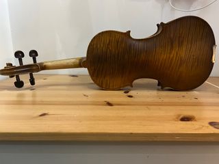 (Category: ) located in . Submitted by prelovedviolins (Listing ID 1407452946, Image 1). Description: .