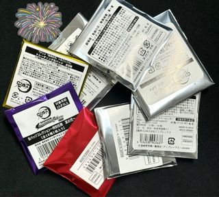 【盲袋/確認款】熱賣 盲袋 盲抽/確認款 胸針 襟章 徽章，鬼滅之刃 Q-pot/辰年/南家糖/巴士/極樂湯/無限城系列/龍年限定 Collection item 1