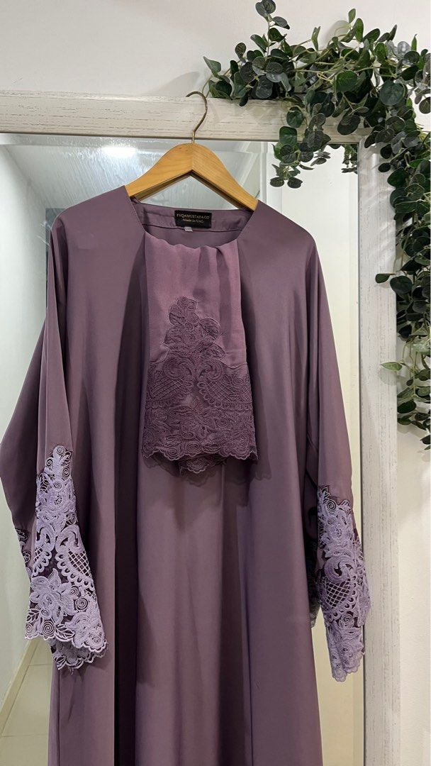 Abaya Dubai in Dusty Purple (Category: Kaftans & Jubahs) located in Kuala Lumpur. Submitted by itsmeqeyla (Listing ID 1407536908, Image 2). Description: .