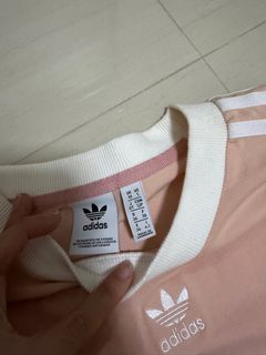 (Category: ) located in . Submitted by ____cy____ (Listing ID 1407564358, Image 1). Description: .