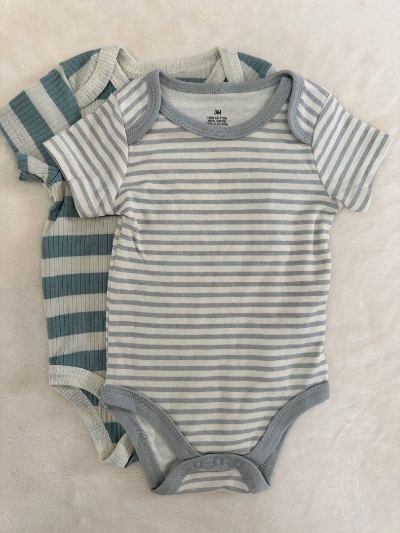 Baby Boy Short-Sleeve Bodysuits 2 pcs (Category: Babies & Kids Fashion) located in Santa Rosa. Submitted by inasantos (Listing ID 1407409983, Image 1). Description: Baby Boy Short-Sleeve Bodysuits 2 pcs 3m New/No tag.