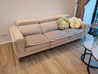 (Category: ) located in . Submitted by -yang- (Listing ID 1407490294, Image 1). Description: .
