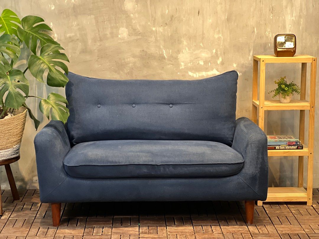 Blue Fabric Loveseat Sofa (Category: Sofas) located in Bulacan. Submitted by rock_off.thriftshop.ph (Listing ID 1407487750, Image 2). Description: .