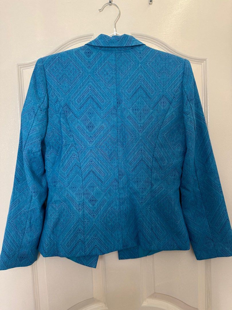 Blue Patterned Blazer - Medium (Category: Coats, Jackets and Outerwear) located in Cavite. Submitted by cielinesid (Listing ID 1407493145, Image 3). Description: - Stylish blue blazer - Unique patterned design - Single-button closure - Vibrant blue lining - Size: Medium (38" bust, 32" waist).