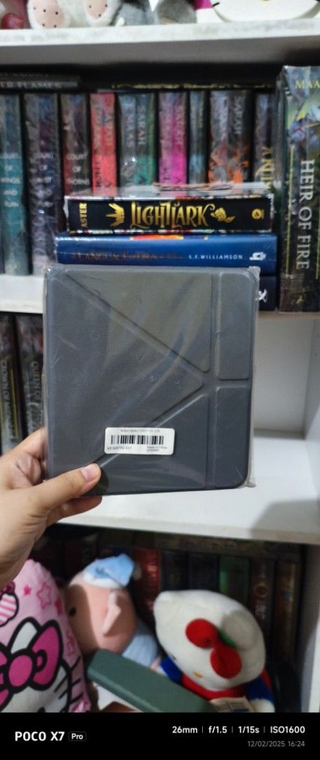 Case / Sleep cover for Kobo Libra 2 (Category: Cases & Sleeves) located in Paranaque City. Submitted by kayescollection1 (Listing ID 1407559038, Image 1). Description: Case / Sleep cover for Kobo Libra 2 - never use - extra case/sleep cover RFS: I prefer using clear case. Decluttering..