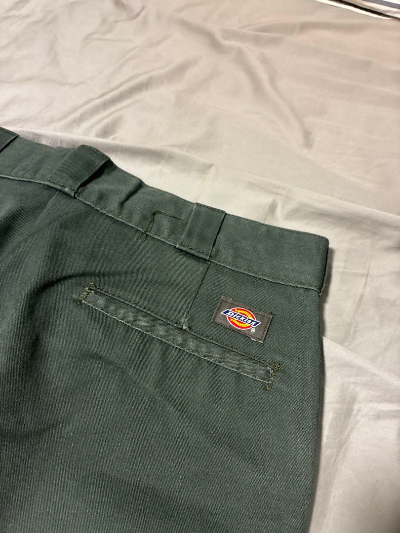 由 wayne85123 (刊登 ID 1407403202，圖片 3) 提交，位於 新北市 (New Taipei) 的 Dickies 綠色874 (類別：其他長褲)，說明：。
