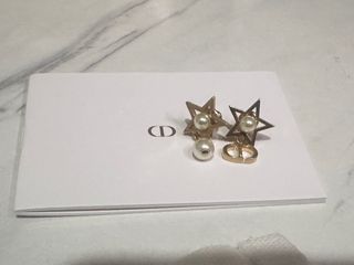 （分類：）位於 。 由 cheerfulllll 提交（商品編號 1407460069，圖片 1）。簡介： 。