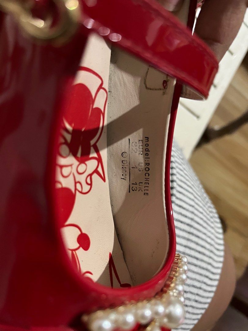 Disney Red Glossy Shoes (Category: Babies & Kids Fashion) located in Tanza. Submitted by helpashdeclutter (Listing ID 1407477600, Image 2). Description: Once used. See pic for flaw/s. EUR32 US 1 UK13.