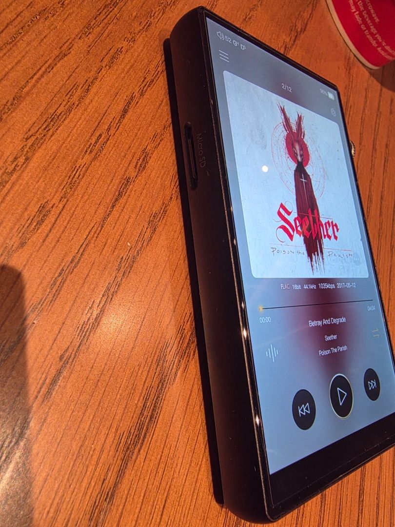 IBASSO DX170 BLACK DAP (Category: Portable Music Players) located in Imus. Submitted by gadgetphoenix (Listing ID 1348427587, Image 3). Description: IBASSO DX170 BLACK DAP SELLING PRICE: 16,999 PHP Condition & Quality: Condition: Excellent / Near-Pristine (99% smooth). Physical State: No dents, cracks, or visible wear. Protection: Screen protected since Day 1. Functionality: 100% working; zero technical issues or lag. The Full Package: Unit: iBas