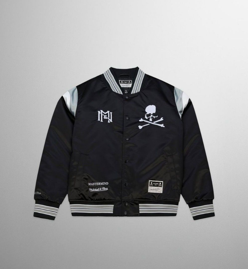 Jackets mastermind (Category: Activewear) located in Bayan Lepas. Submitted by iikhaaaaa_ (Listing ID 1407562010, Image 3). Description: personal shopper 🇯🇵🇬🇧 preorder 😘 berminat boleh pm TikTok farhanxshirt.