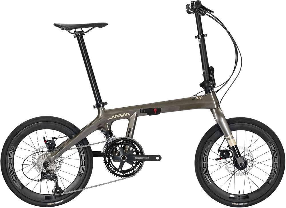 Java aria carbon （分類：單車）位於 Hong Kong。 由 tkobike09943194 提交（商品編號 1407394780，圖片 1）。簡介： Java aria Carbon 摺車 18speeds 將軍澳單車 📍將軍澳寶康路105-107號 香港單車館公園G51號舖 Shop G51Hong Kong Velodrome, 105 Po Hong Road, Tseung Kwan O （港鐵坑口站B出口 MTR Hang Hau Station Exit B） 將軍澳車單車館單車專門店 Tel 94580998 有全新摺山地車公路車摺車 出售 全新 單車公路車山地車摺車出售 另有單車出租及單車儲存服務單車倉 #將軍澳單車 #單車倉 #租單車 #java aria #摺車。