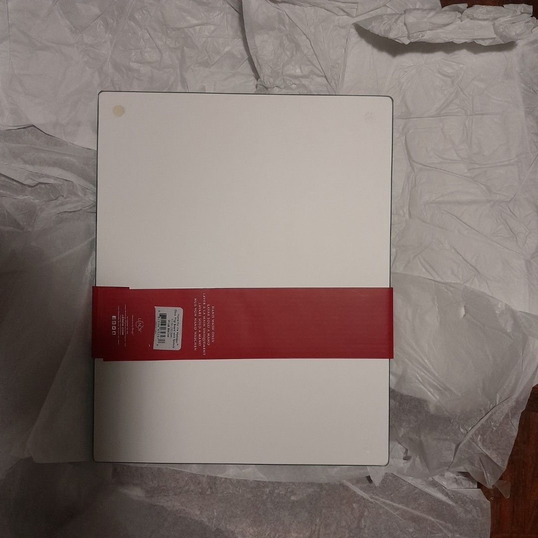 LENOX Christmas glass cutting board (Category: Other Kitchenware & Tableware) located in San Juan City. Submitted by melody_24 (Listing ID 1407477684, Image 2). Description: Brand new! sealed never been used Lenox Christmas Gingerbread Holly glass prep cutting board w/ spatula Lenox American by Design collection. .