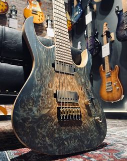 (Category: ) located in . Submitted by 35guitaravenue (Listing ID 1407436691, Image 1). Description: .