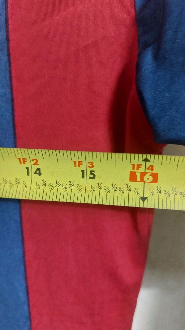 Messi drifit (Category: Activewear) located in San Juan City. Submitted by 1clickpick (Listing ID 1407512241, Image 3). Description: dimes on pics cut tag.