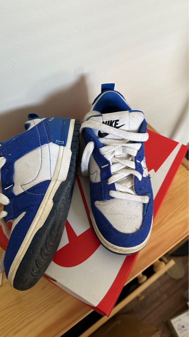 Nike Dunk Low Disrupt 2 | US 6 (Category: Sneakers) located in Marikina City. Submitted by hell0ysh (Listing ID 1407397191, Image 2). Description: - Nike Dunk Low Disrupt 2 - Blue and white colorway - Includes box US 6 23cm Location: lower antipolo / marikina.