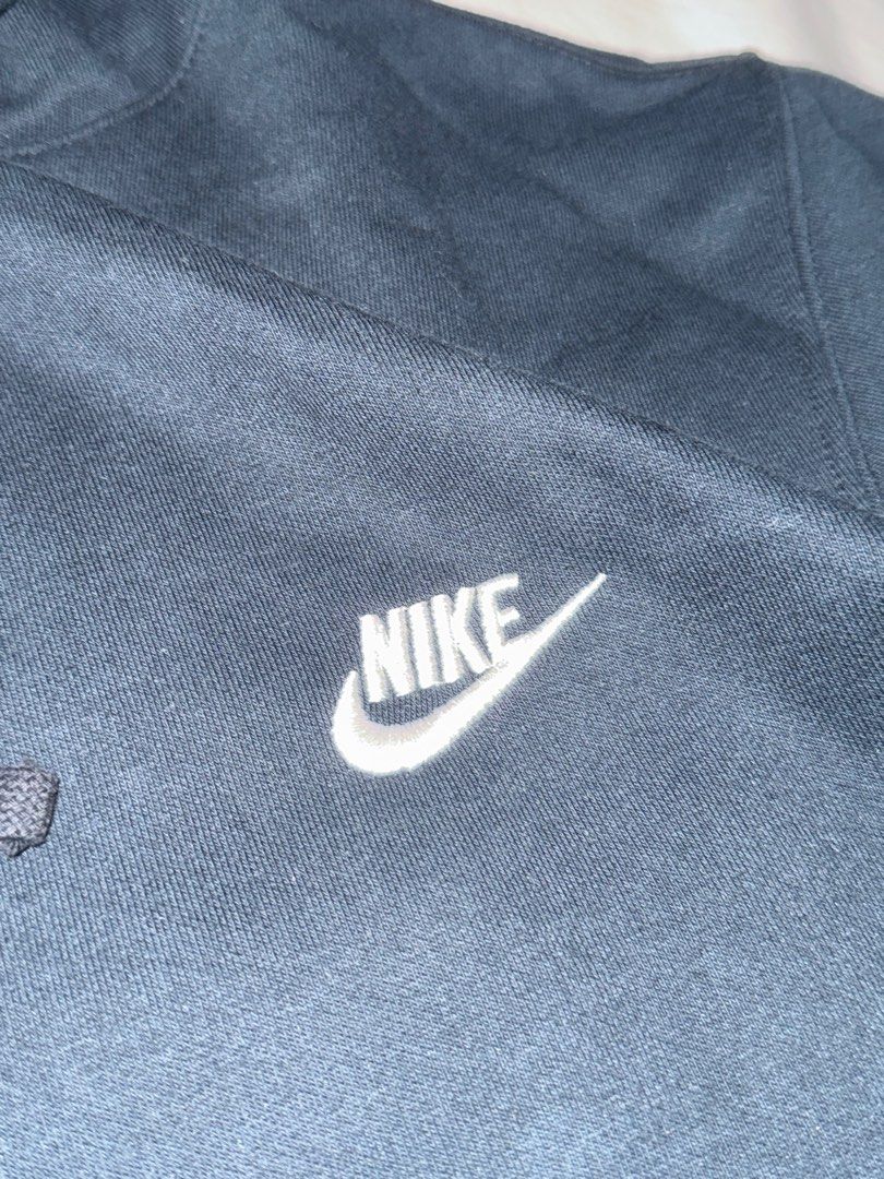 Nike Hoodie (Category: Hoodies) located in Manila. Submitted by acegood (Listing ID 1407521254, Image 3). Description: - Black Nike hoodie - With hood and front pocket - Nike logo on chest - Standard fit - Ribbed cuffs and hem - Perfect for everyday wear.