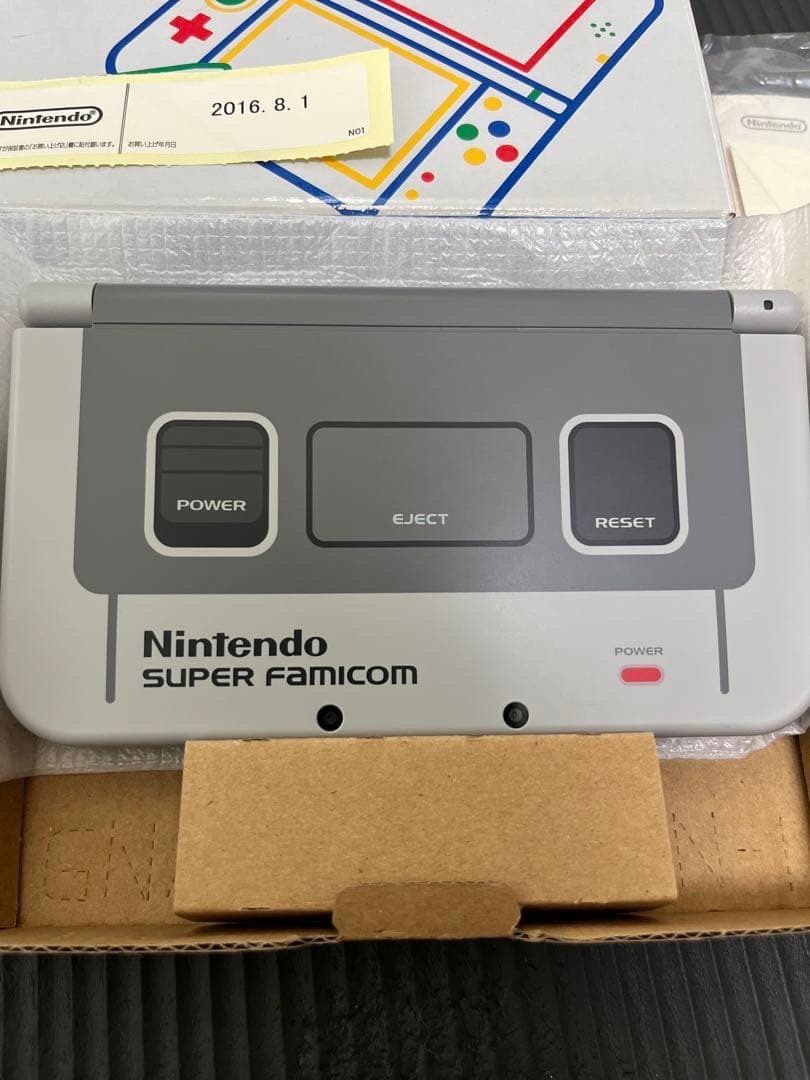Nintendo 3DS LL Super Famicom Edition (Category: Nintendo) located in Manila. Submitted by japan_treasure (Listing ID 1407399188, Image 2). Description: Operation confirmed. It includes the downloadable version of Mother 2 software. If not necessary, you can initialize it here. There are some minor signs of use, scratches and dirt, but they are not noticeable..
