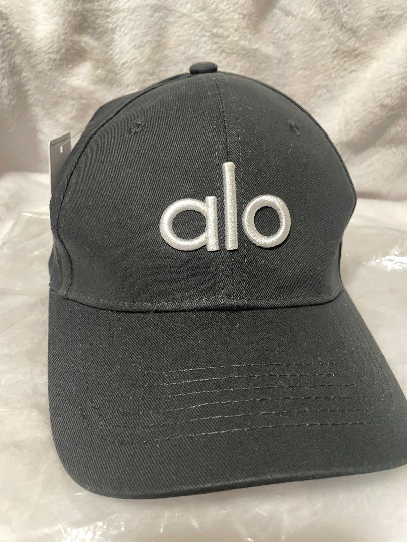 Sale!!!Alo Black And White (Category: Caps & Hats) located in Paranaque City. Submitted by mars_eshoppe (Listing ID 1407419683, Image 1). Description: .