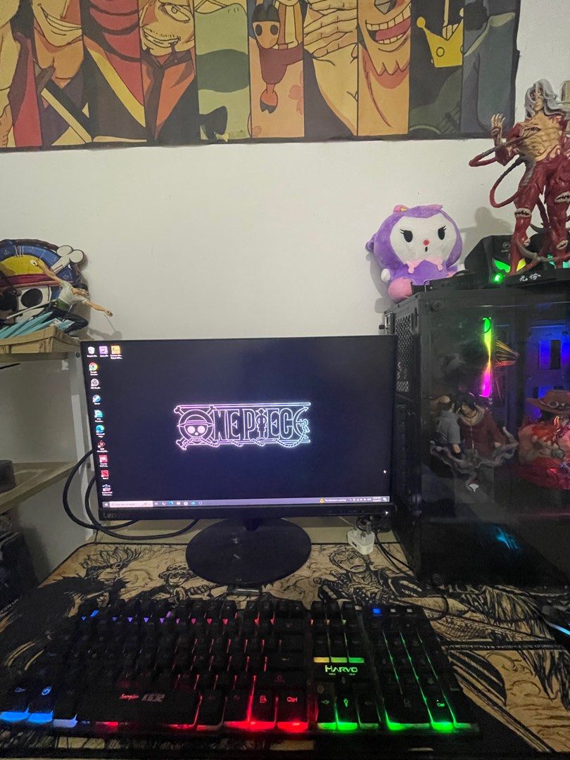 Pc Gaming Basic (Category: Office & Business Technology) located in Kuala Lumpur. Submitted by damzkie (Listing ID 1407419907, Image 1). Description: RAM 8gb Processor AMD RYzen 3 3200g with Radeon Vega Graphics Graphic 2gb Storage 1.14 TB Jual Seadanya 1 Set sKali Meja Pc Dapat .. item RGB .. Sbb Jual dah tak Pkai , Harga Kita bole runding sampai Jadi .. urgen , 01163860824.