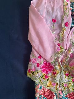 (Category: ) located in . Submitted by aloyaa (Listing ID 1407452929, Image 1). Description: .