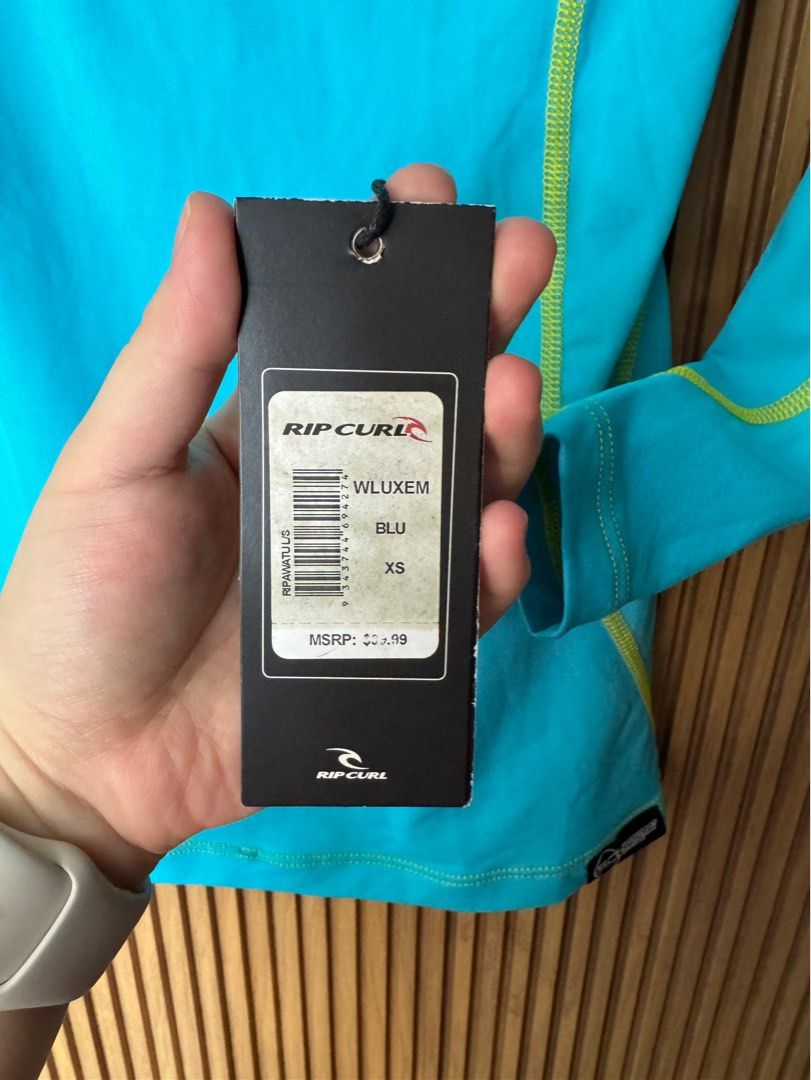 Ripcurl Light Blue Long Sleeves Rashguard (Category: Activewear) located in Makati City. Submitted by kytriestosell (Listing ID 1407438838, Image 3). Description: - brand new. Comes with tag.